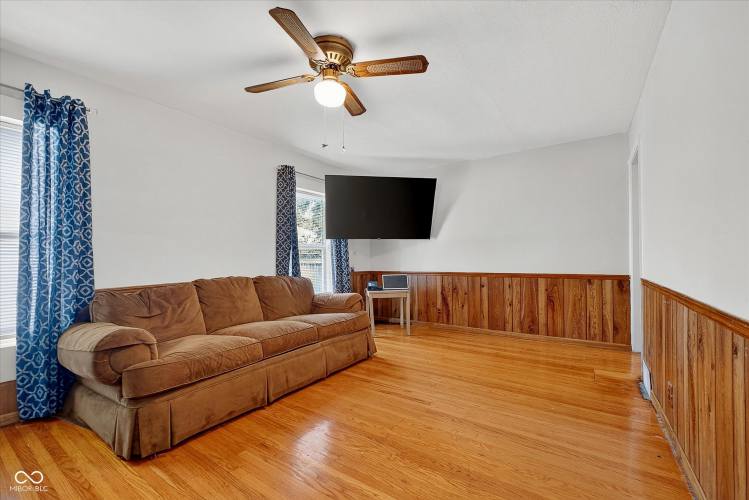 Listing Image 58