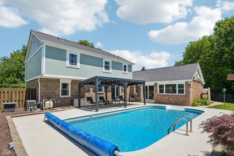 Listing Image 58