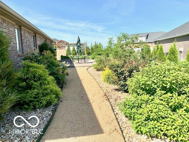 Listing Image 54
