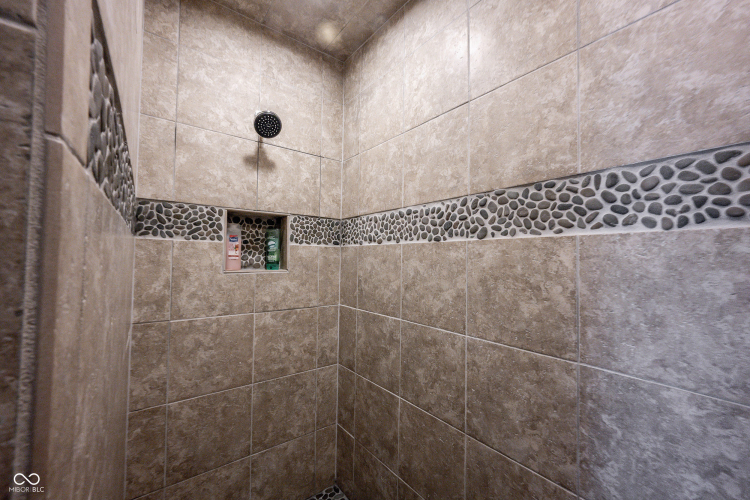 Listing Image 56