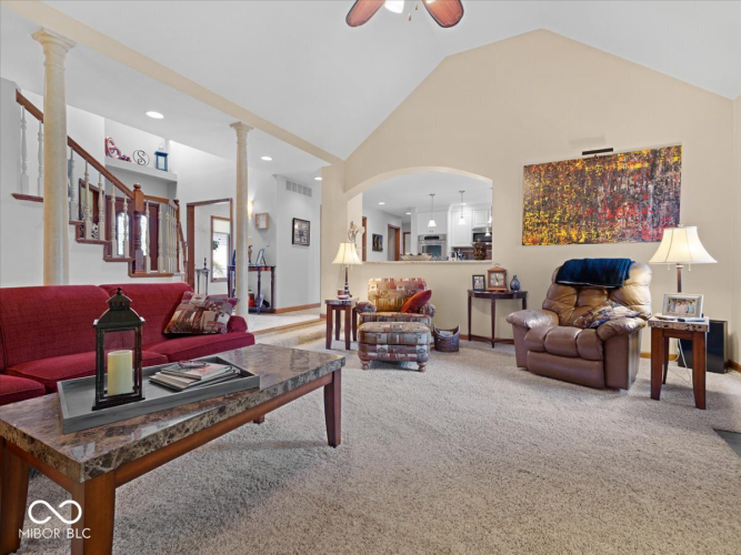 Listing Image 23
