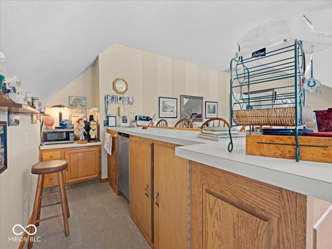 Listing Image 53