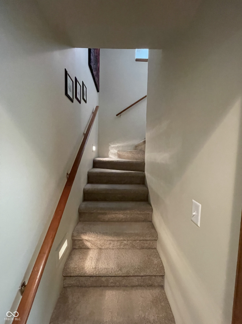 Listing Image 54