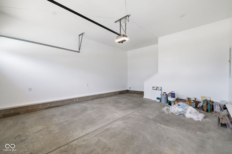 Listing Image 47
