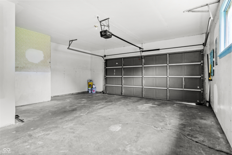 Listing Image 36