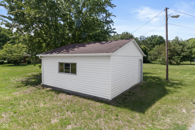 Listing Image 38