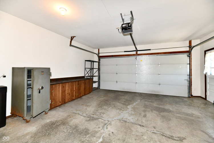 Listing Image 58