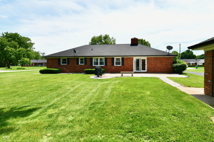 Listing Image 10