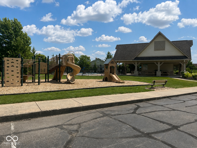 Listing Image 59