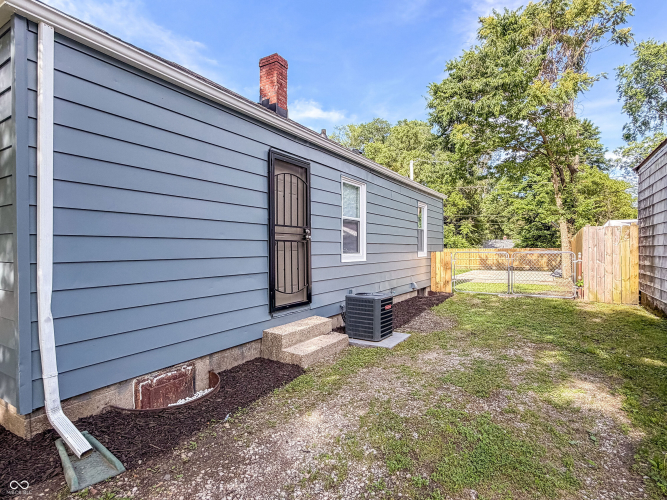 Listing Image 23