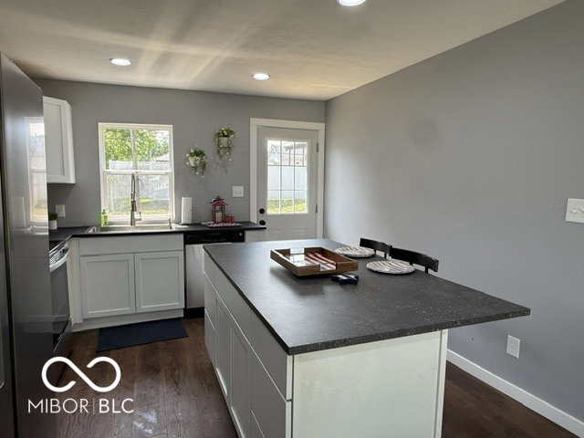 Listing Image 12