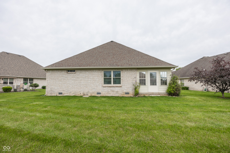 Listing Image 24