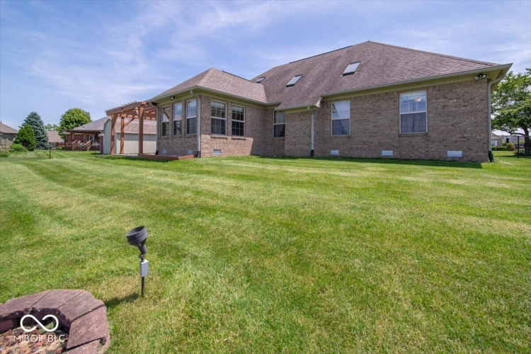 Listing Image 49