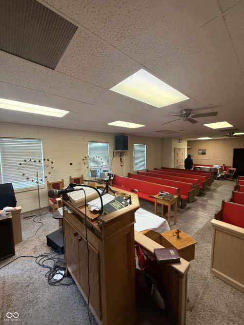 Listing Image 11