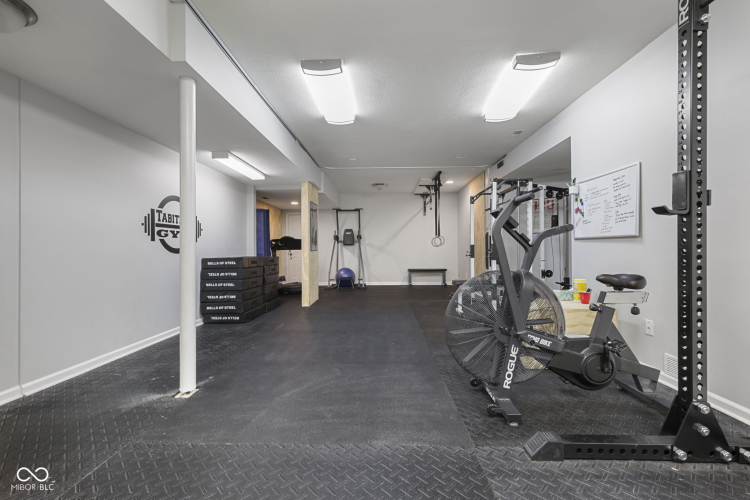 Listing Image 43