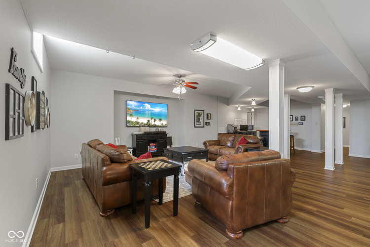 Listing Image 55