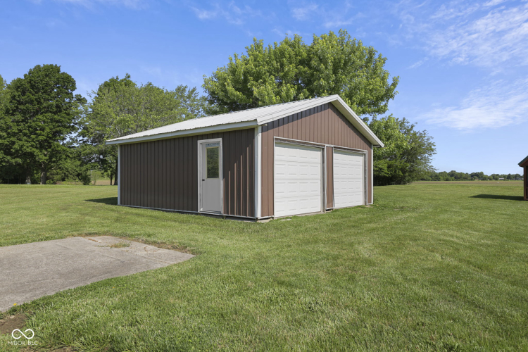 Listing Image 77