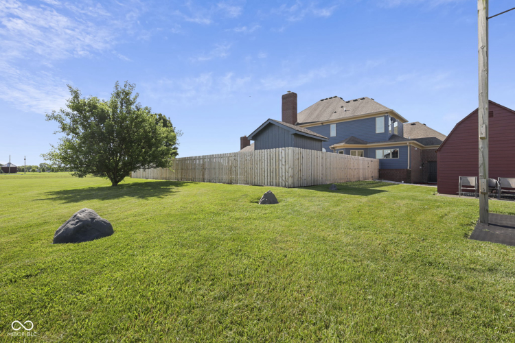 Listing Image 80