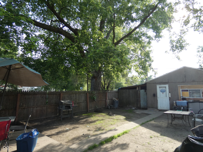 Listing Image 14