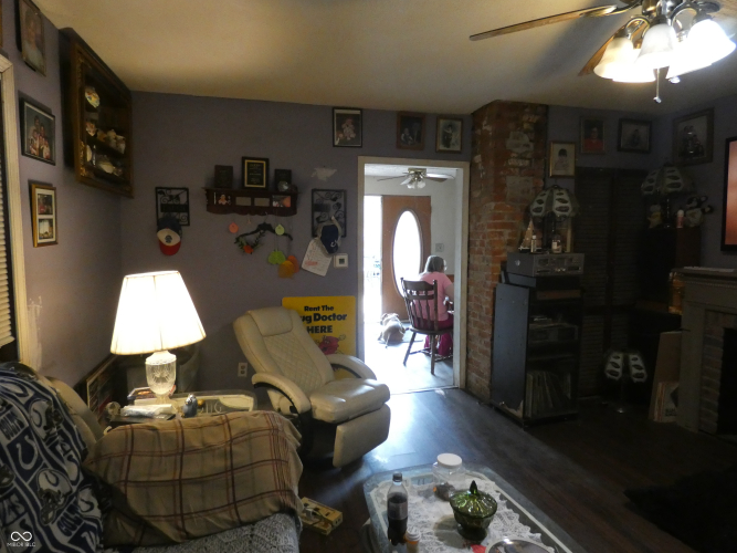 Listing Image 21