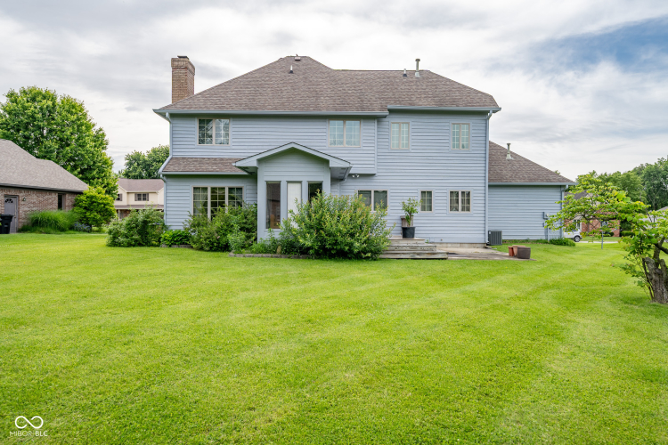 Listing Image 4