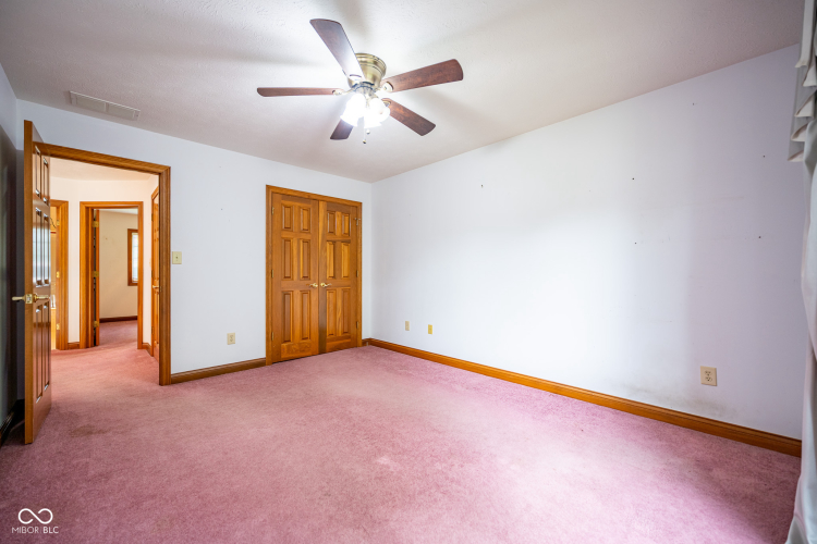 Listing Image 49
