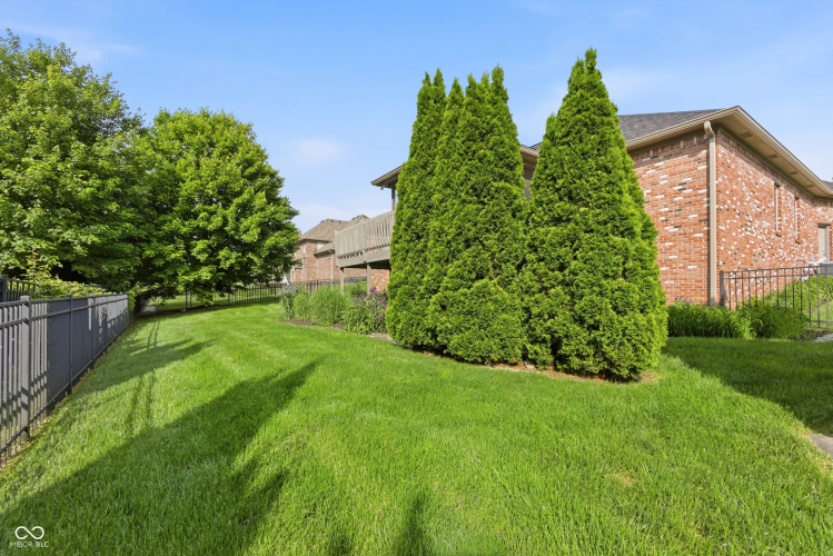 Listing Image 52