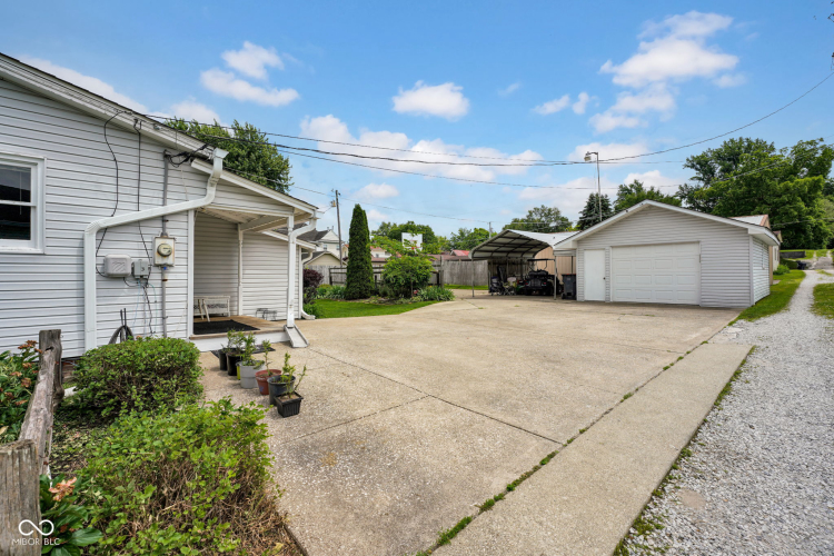 Listing Image 32