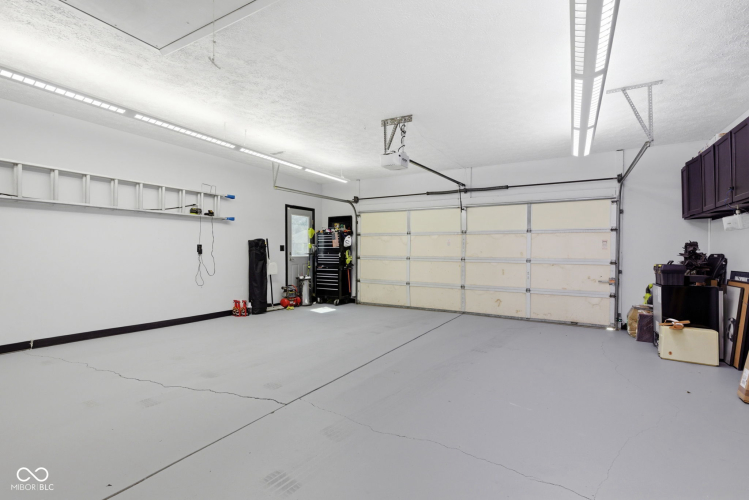 Listing Image 38