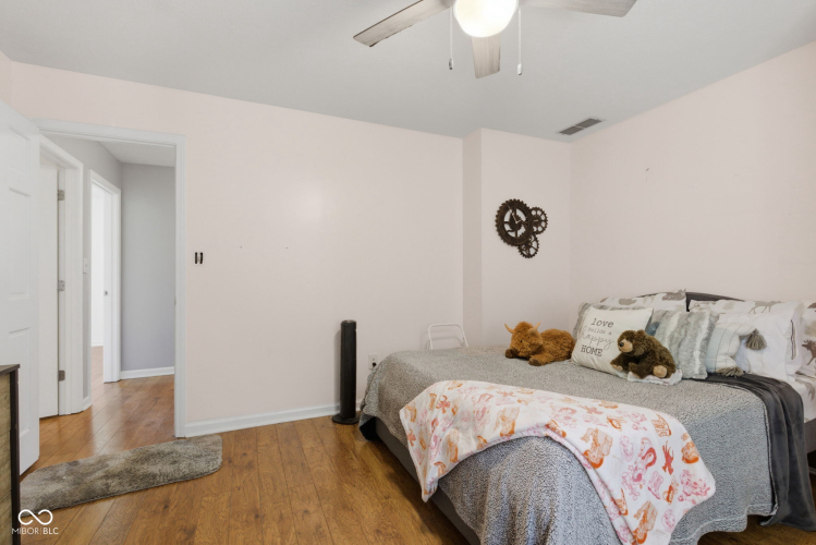 Listing Image 55