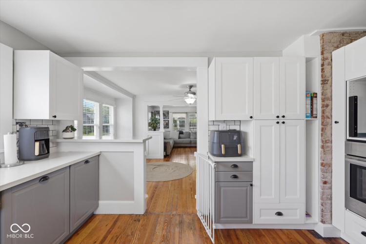 Listing Image 15