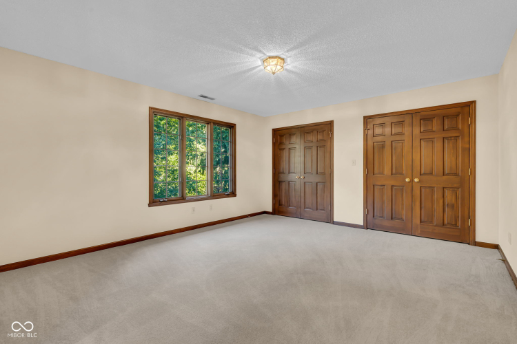 Listing Image 57