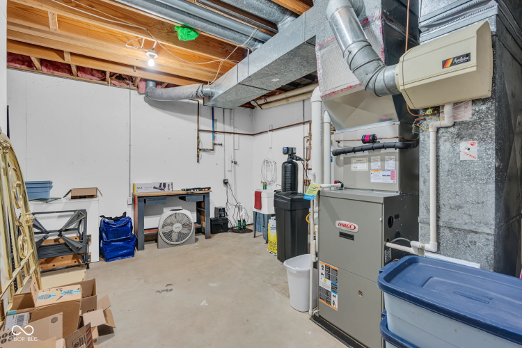 Listing Image 72