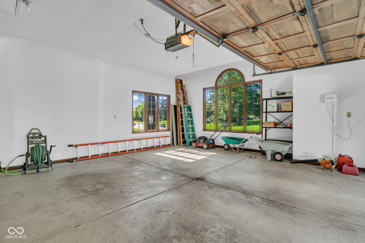 Listing Image 73