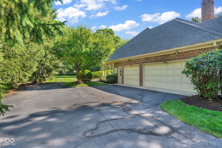 Listing Image 82