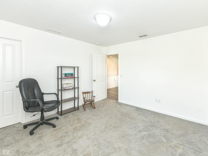 Listing Image 38