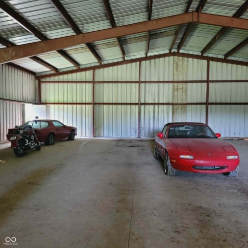 Listing Image 9