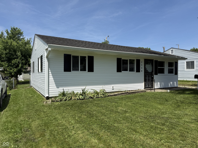 Listing Image 3