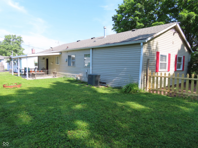 Listing Image 10