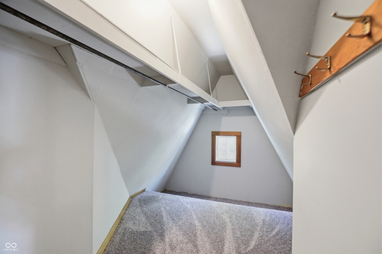 Listing Image 37