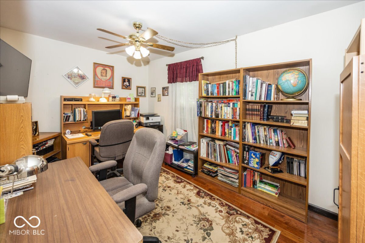 Listing Image 20