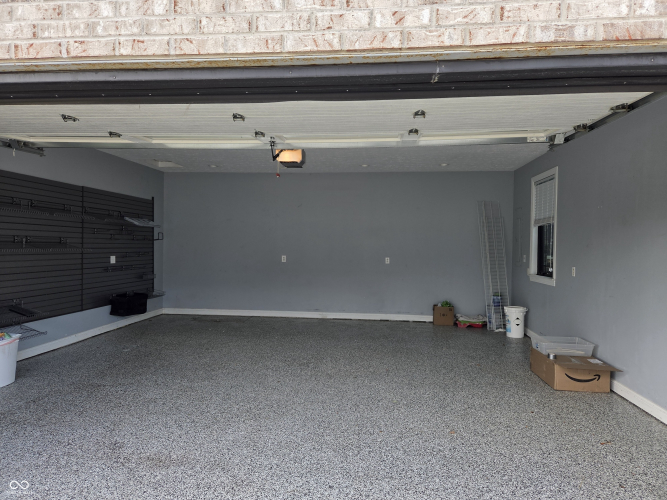 Listing Image 28