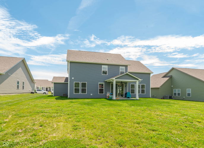 Listing Image 44