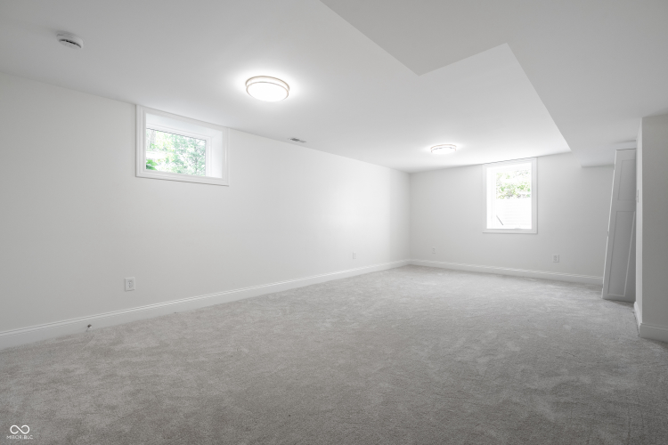 Listing Image 51
