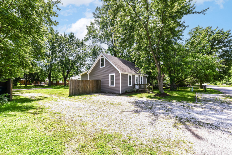Listing Image 26
