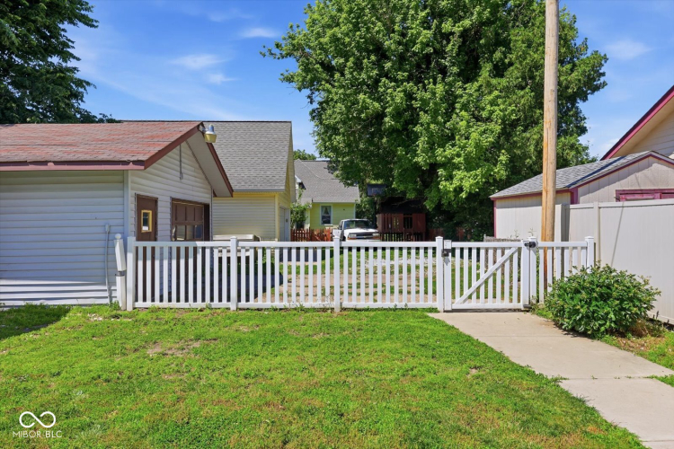Listing Image 53