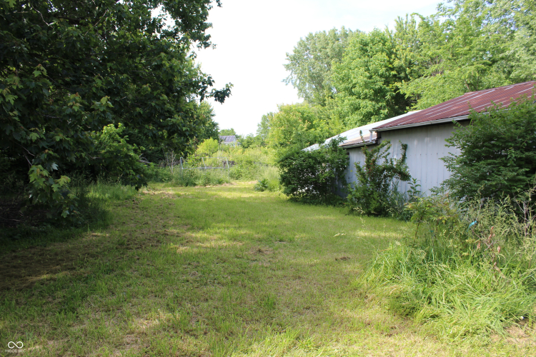 Listing Image 6