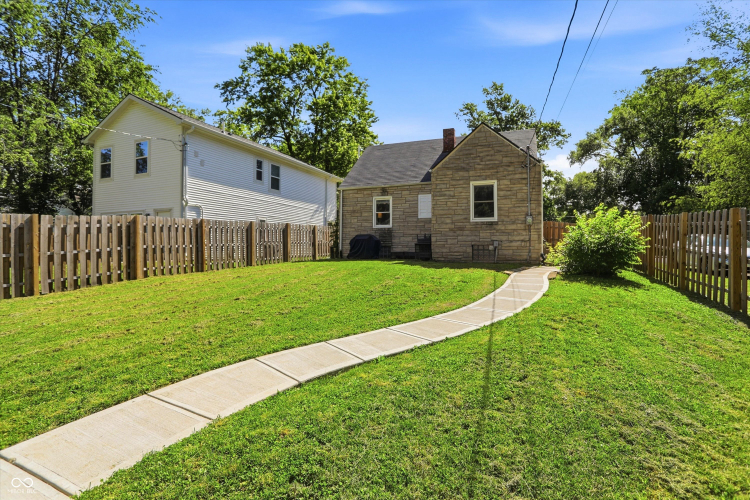Listing Image 46