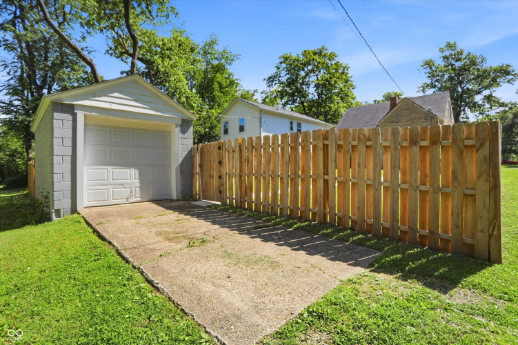 Listing Image 49