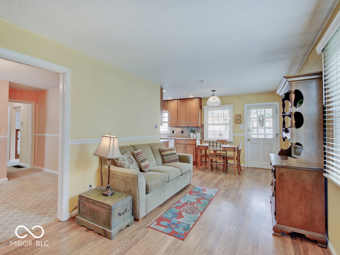 Listing Image 20